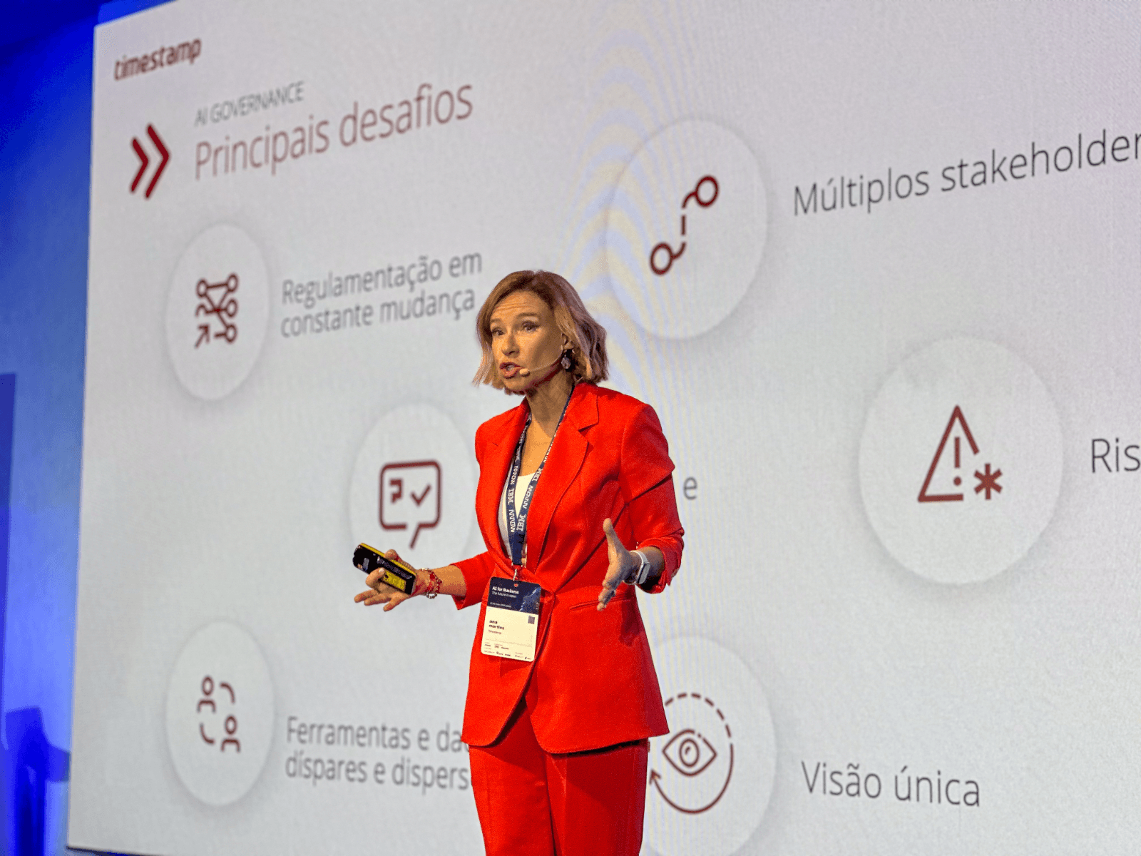 Ana Martins, de Timestamp, discute los retos legales y técnicos de la gobernanza de IA en el AI for Business de IBM